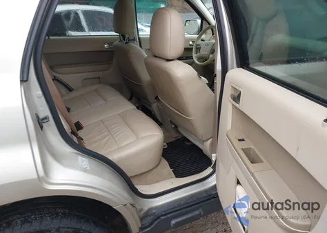 2011 Ford Escape Limited z USA, uszkodzony, nr VIN 1FMCU9EG4BKB33035